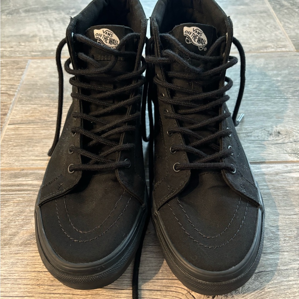 Vans Unisex Black Canvas High-Top (Hi-Sk8) Sneakers